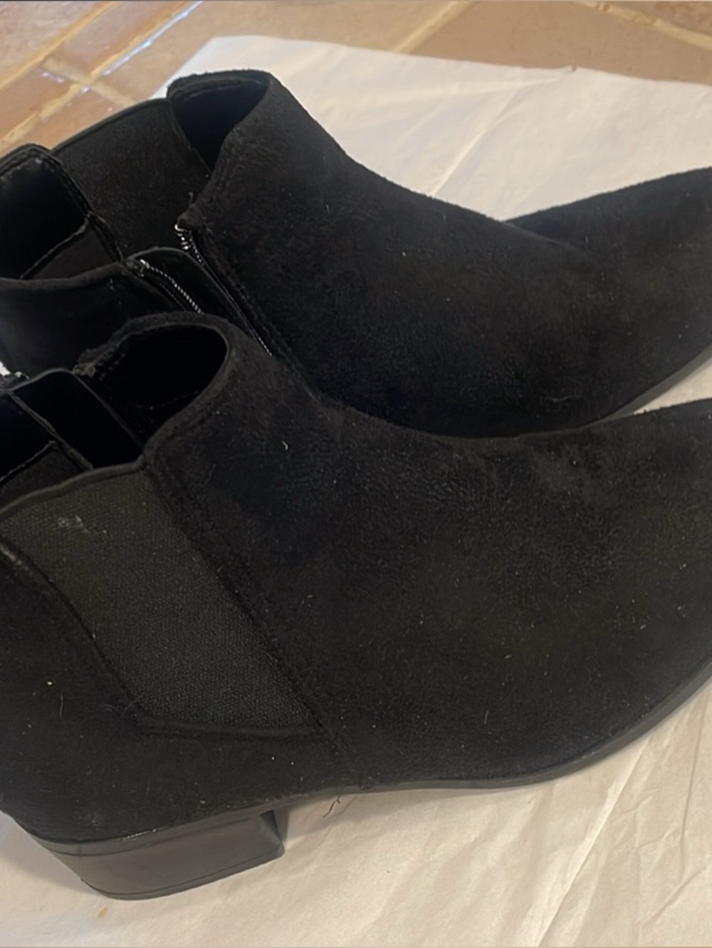 Men's Black Suede Chelsea Boots